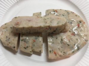 アマタケのサラダチキンハーブの断面