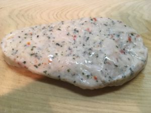 アマタケのサラダチキンハーブの見た目