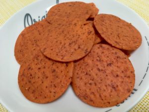 ローソンのパリパリ食感のトマトチップス