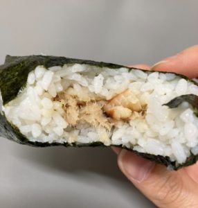 ファミマの炙り焼ほっけ おにぎり